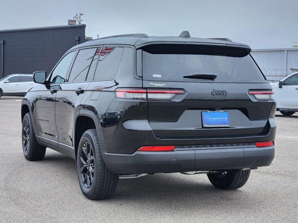 new 2025 Jeep Grand Cherokee L car, priced at $40,877