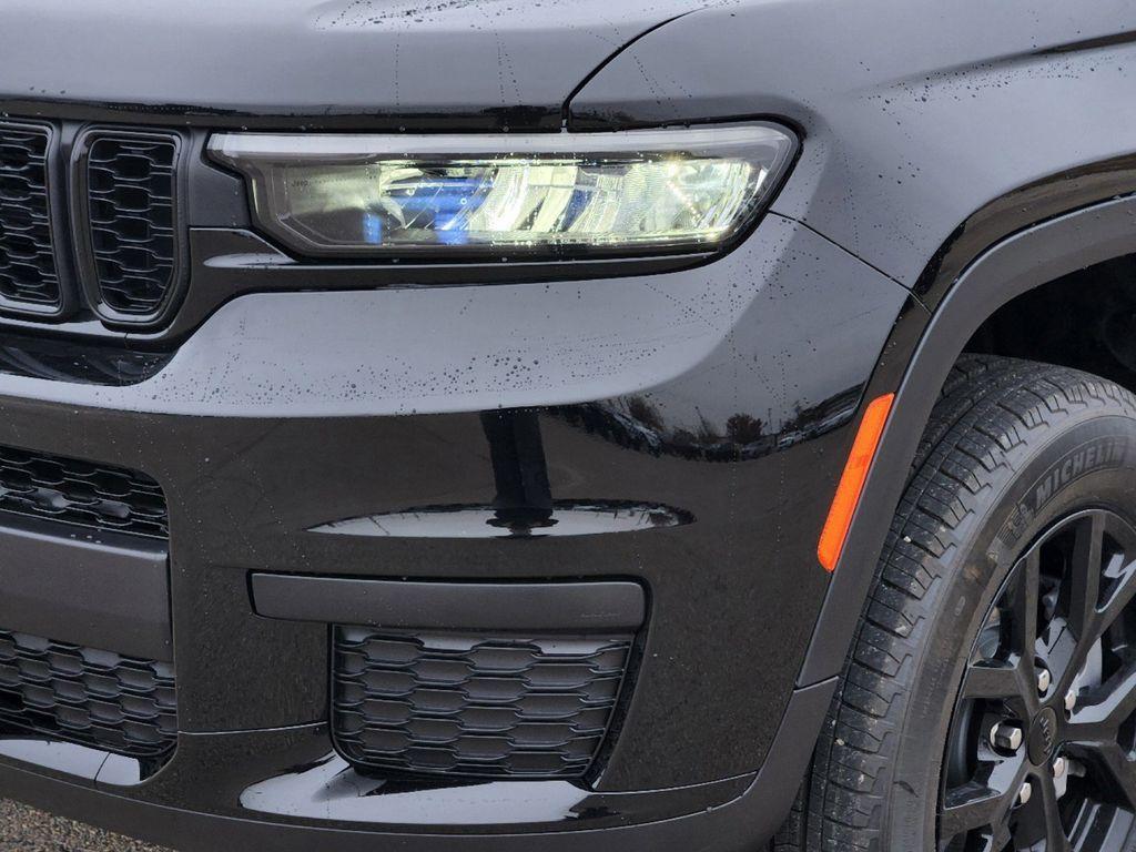 new 2025 Jeep Grand Cherokee L car, priced at $40,877