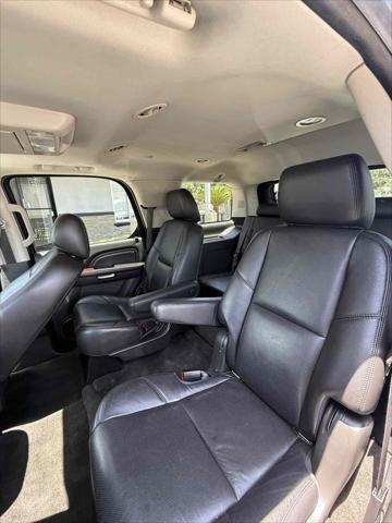 used 2014 Cadillac Escalade car, priced at $14,950