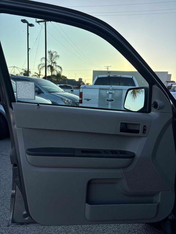 used 2009 Ford Escape car, priced at $5,950