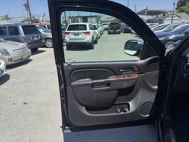 used 2014 Chevrolet Suburban car, priced at $10,950