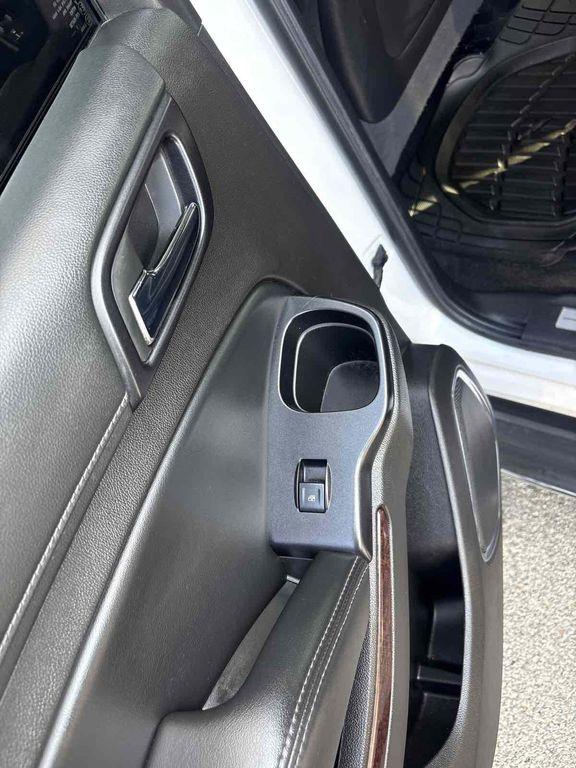 used 2016 GMC Yukon car, priced at $13,950