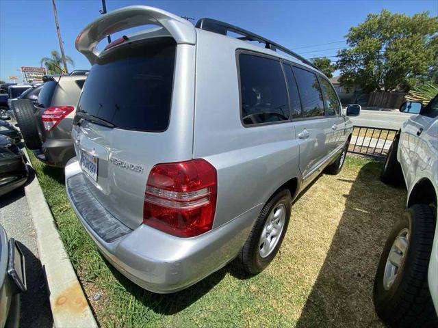 used 2003 Toyota Highlander car, priced at $5,499