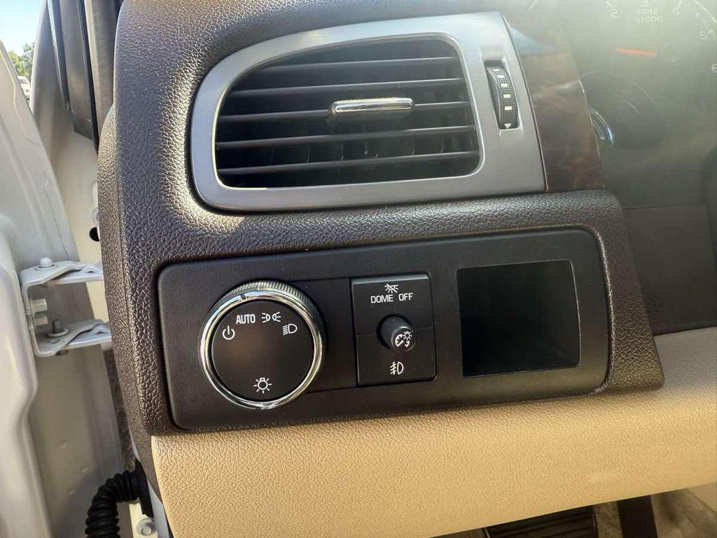 used 2011 GMC Yukon car, priced at $12,450