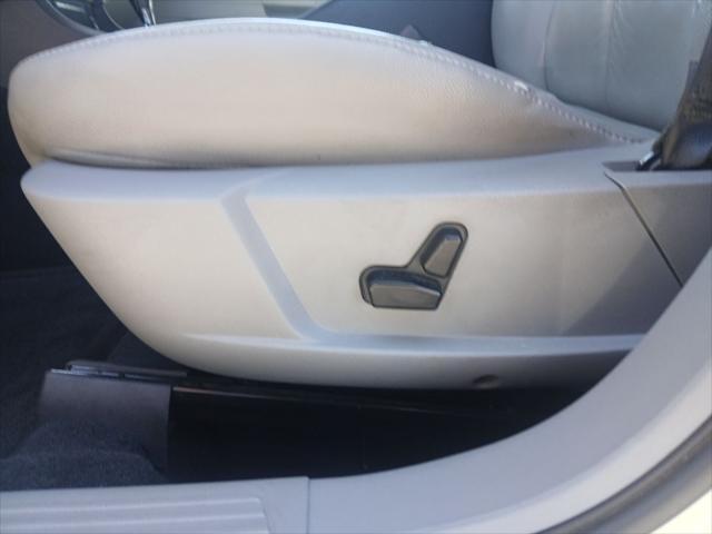 used 2006 Chrysler 300 car, priced at $4,450
