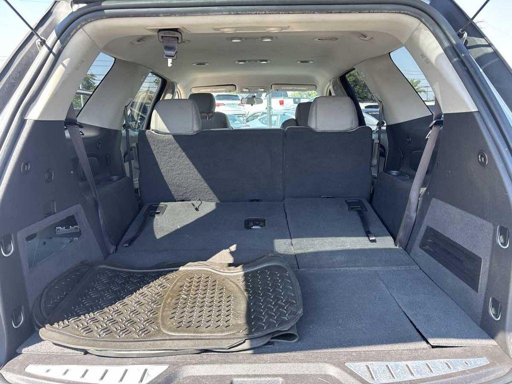 used 2007 GMC Acadia car, priced at $3,950