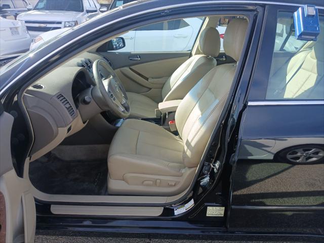 used 2007 Nissan Altima car, priced at $6,350