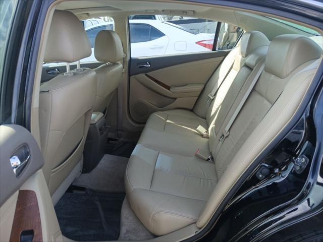 used 2007 Nissan Altima car, priced at $6,350