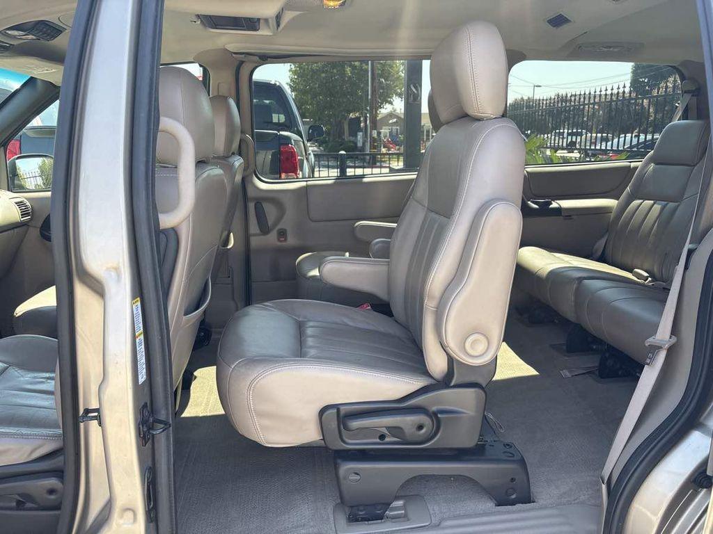 used 2004 Chevrolet Venture car, priced at $3,950