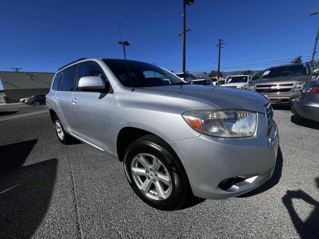 used 2010 Toyota Highlander car, priced at $8,499