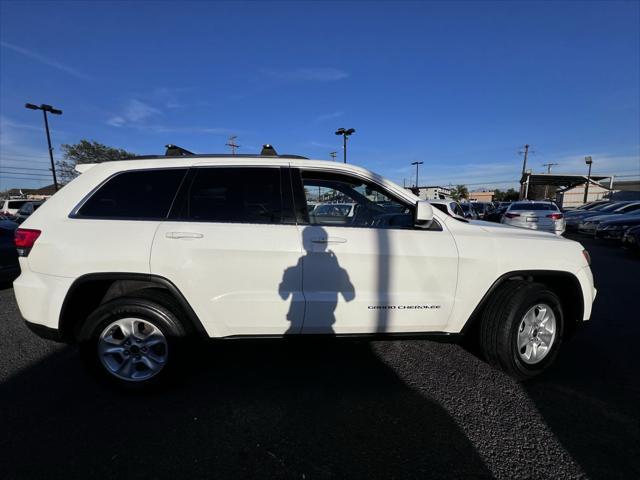 used 2016 Jeep Grand Cherokee car, priced at $11,399