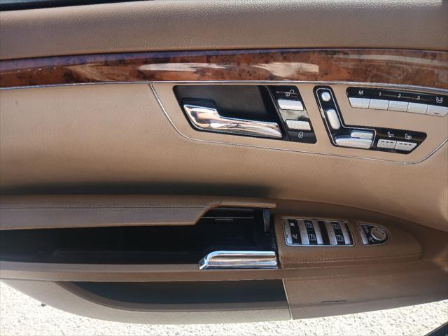 used 2007 Mercedes-Benz S-Class car, priced at $7,450