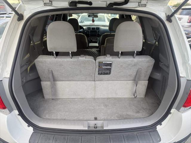 used 2013 Toyota Highlander car, priced at $10,950