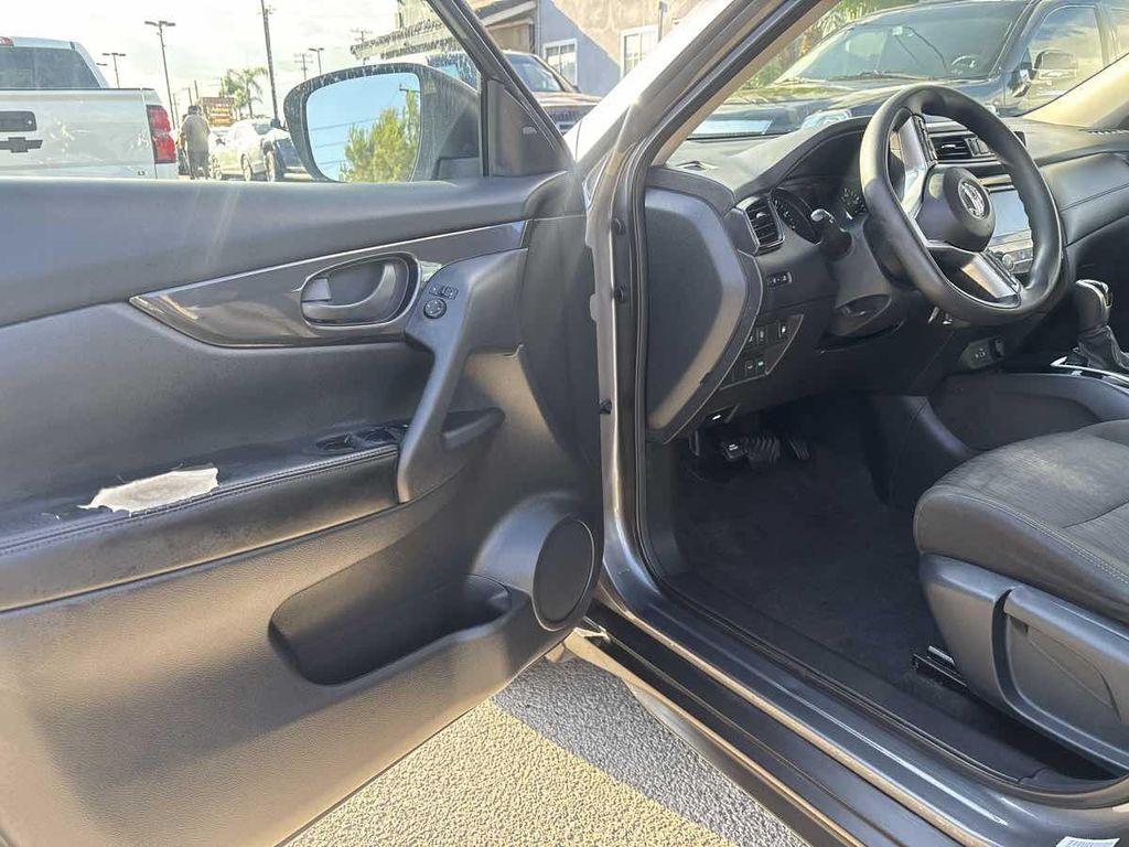 used 2019 Nissan Rogue car, priced at $9,450