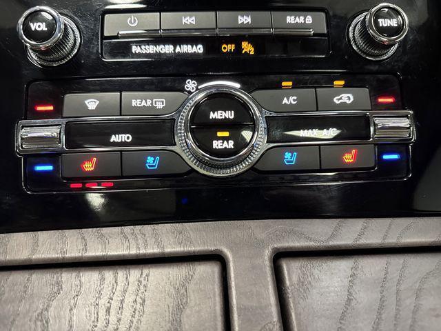 used 2024 Lincoln Navigator car, priced at $71,990