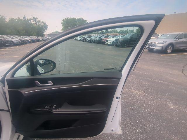 used 2021 Kia K5 car, priced at $22,500