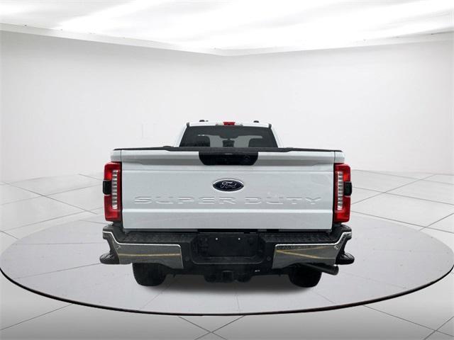 new 2024 Ford F-350 car, priced at $55,575