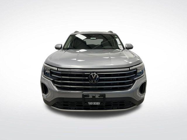 used 2024 Volkswagen Atlas car, priced at $34,500