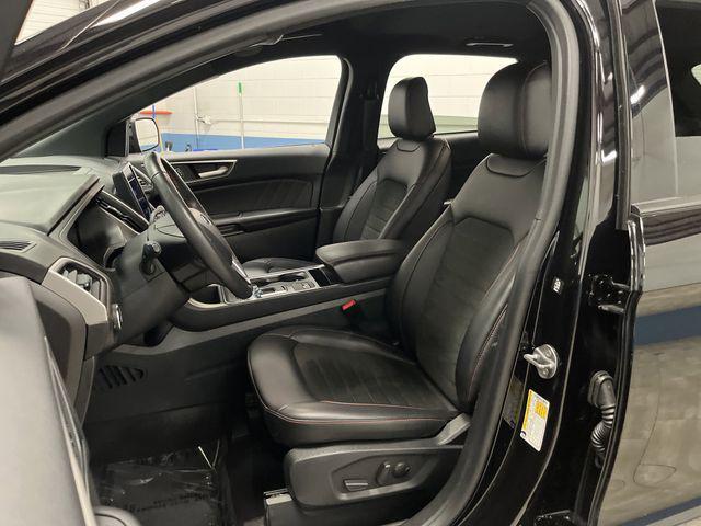 used 2024 Ford Edge car, priced at $30,941