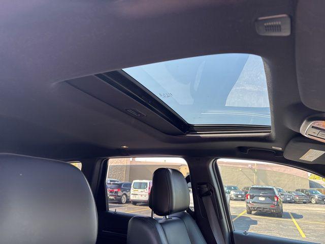 used 2020 Jeep Grand Cherokee car, priced at $25,500