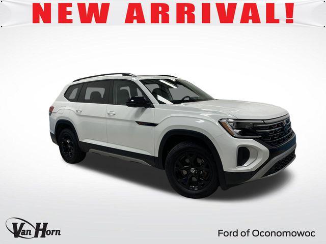 used 2024 Volkswagen Atlas car, priced at $40,500