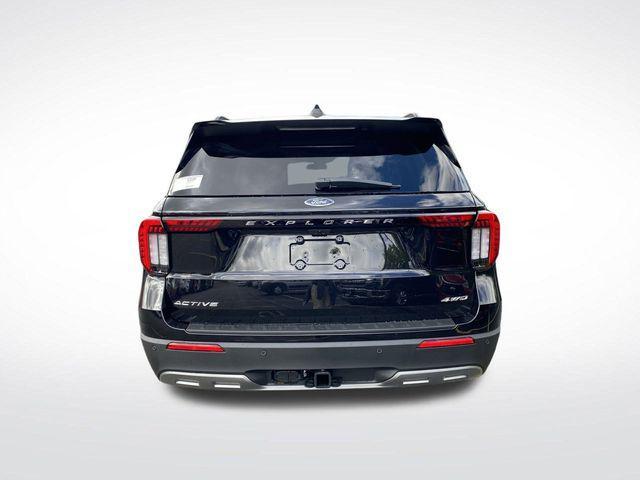 new 2025 Ford Explorer car, priced at $49,870