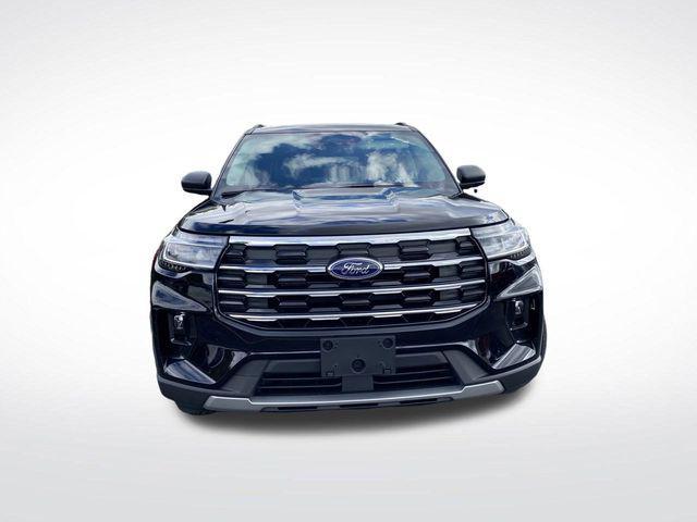 new 2025 Ford Explorer car, priced at $49,870