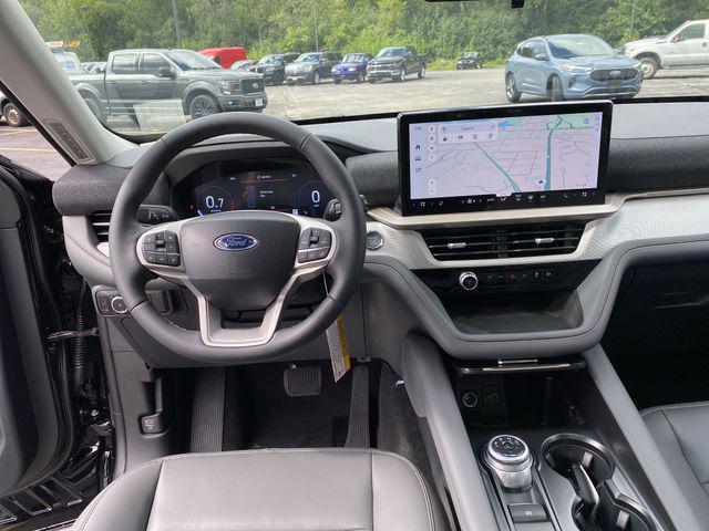 new 2025 Ford Explorer car, priced at $49,870