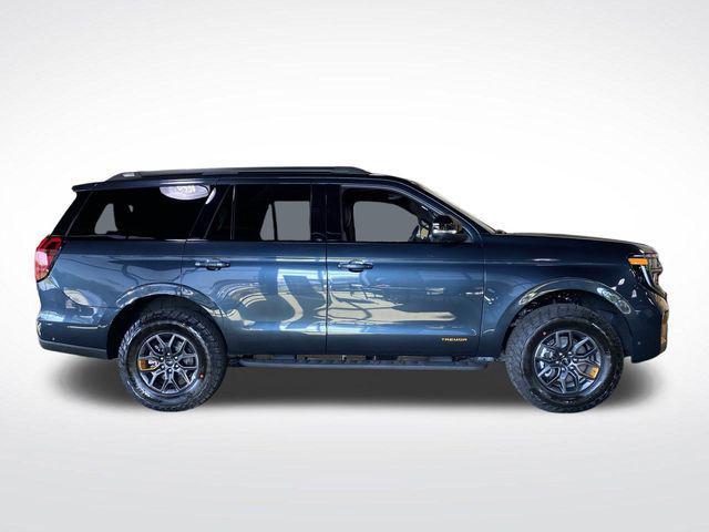 new 2025 Ford Expedition car, priced at $79,995