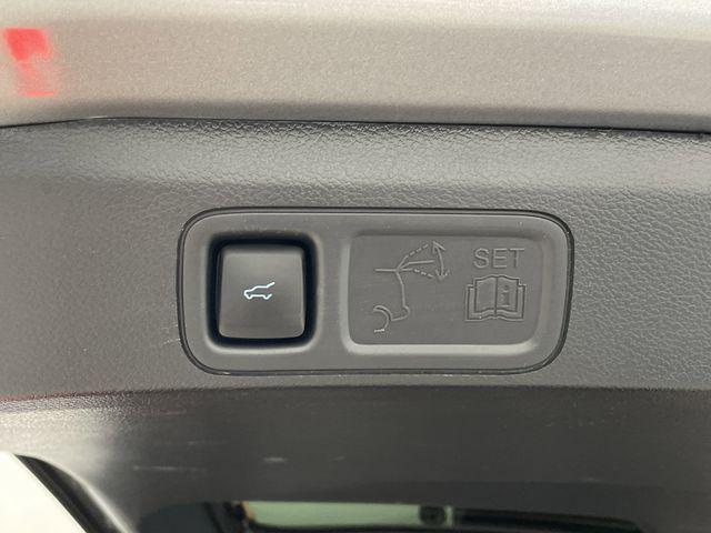 used 2024 Ford Expedition car, priced at $63,647