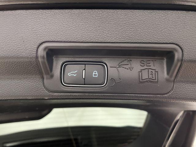 used 2022 Ford Explorer car, priced at $31,635