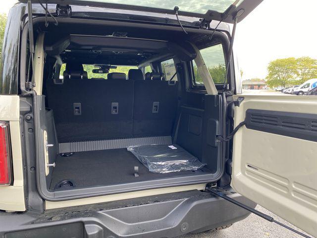 new 2025 Ford Bronco car, priced at $52,736