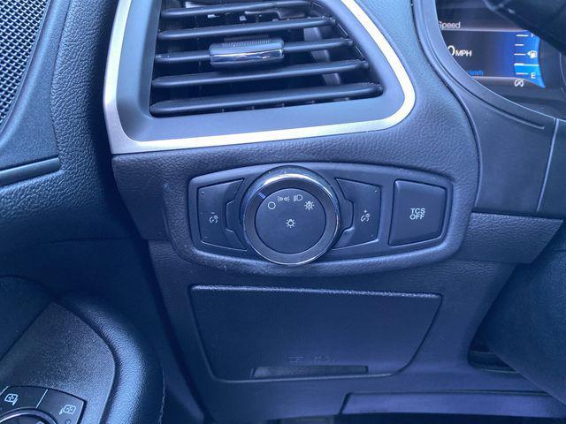 used 2022 Ford Edge car, priced at $20,995