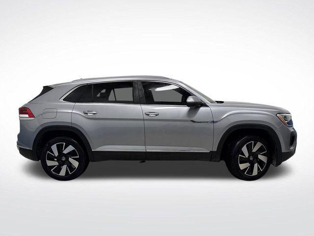 used 2024 Volkswagen Atlas Cross Sport car, priced at $34,990