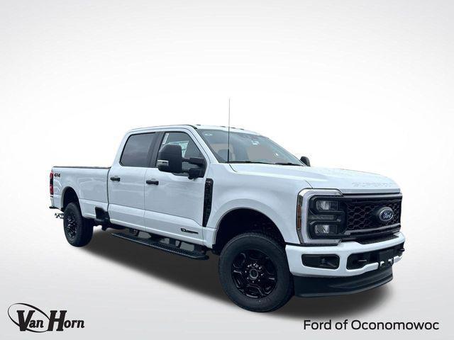 new 2024 Ford F-250 car, priced at $69,998