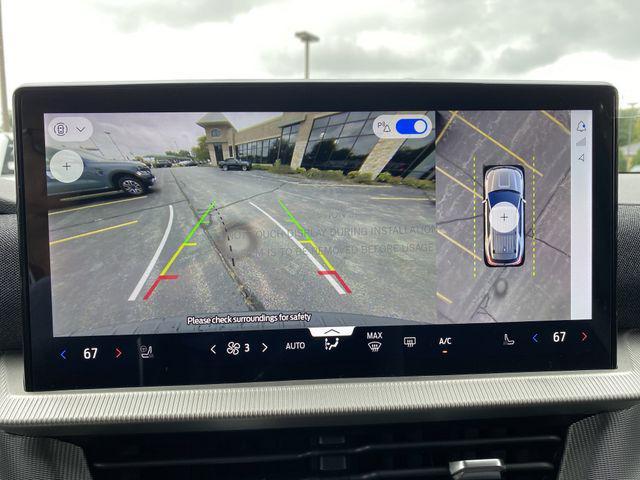 new 2025 Ford Explorer car, priced at $58,997