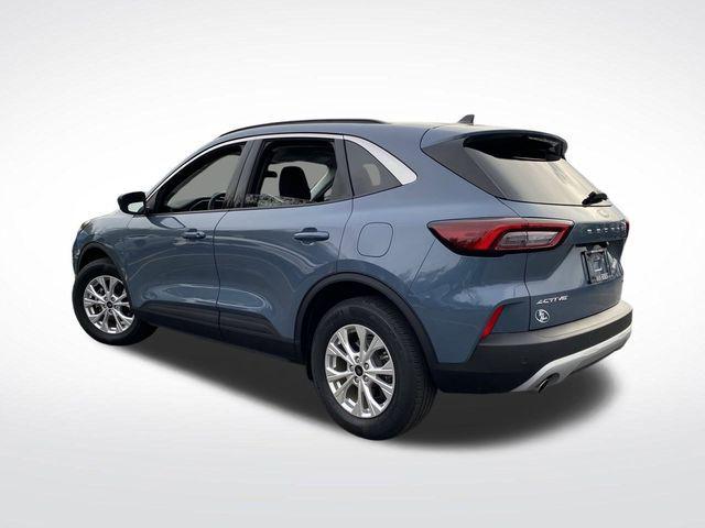 used 2023 Ford Escape car, priced at $25,550