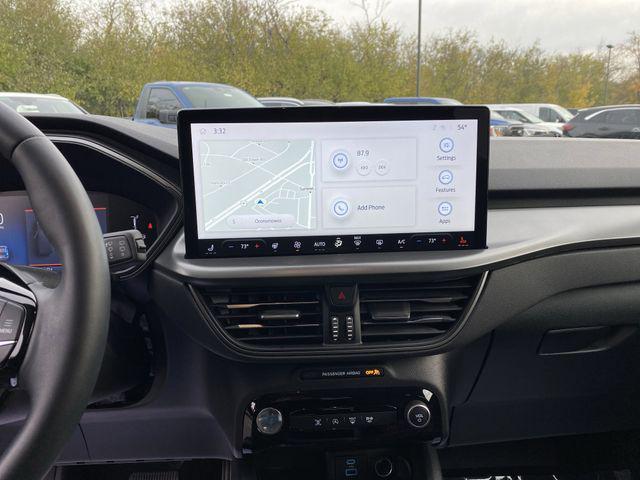 used 2023 Ford Escape car, priced at $25,550