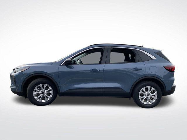 used 2023 Ford Escape car, priced at $25,550