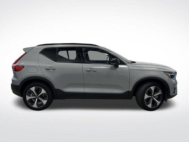 used 2024 Volvo XC40 car, priced at $31,789