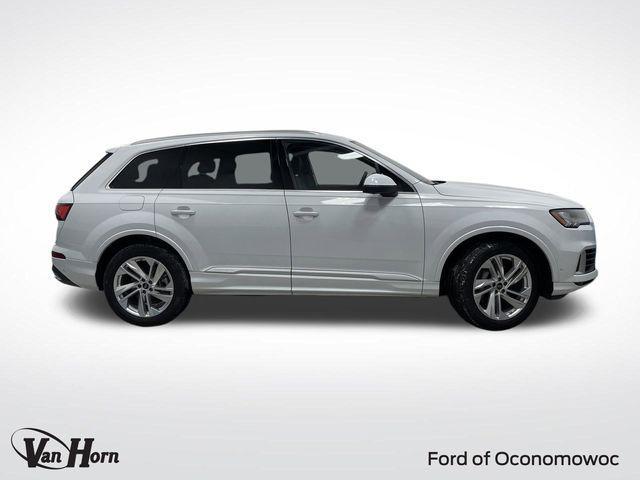 used 2023 Audi Q7 car, priced at $46,527