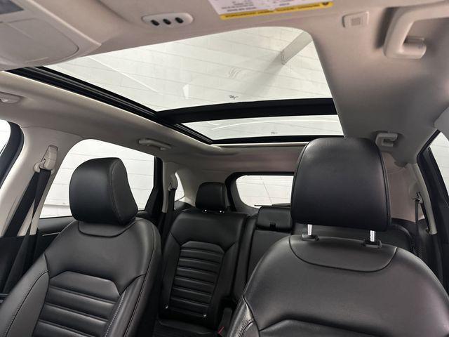 used 2024 Ford Edge car, priced at $27,487