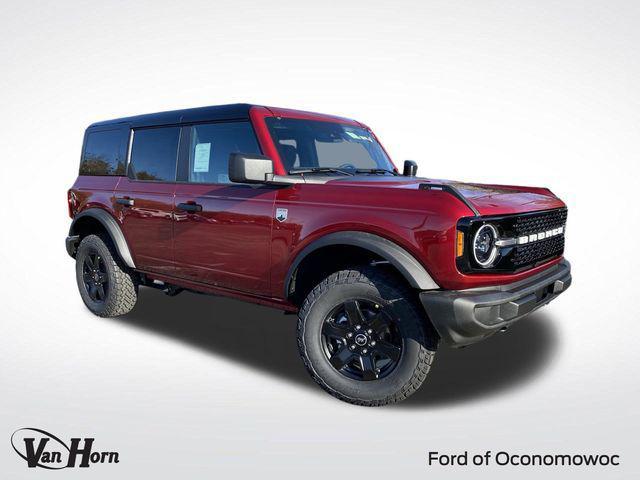 new 2025 Ford Bronco car, priced at $43,620