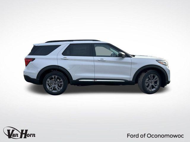 new 2025 Ford Explorer car, priced at $45,995