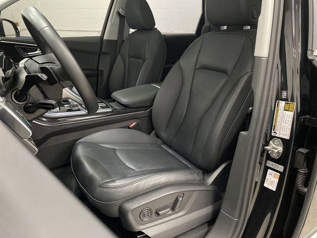 used 2023 Audi Q7 car, priced at $46,700