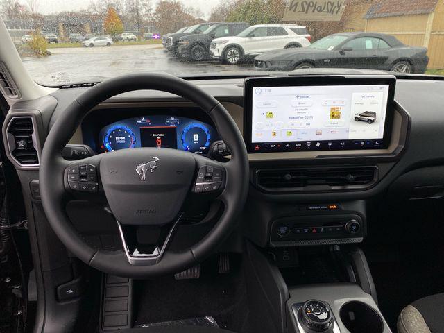 new 2025 Ford Bronco Sport car, priced at $32,999