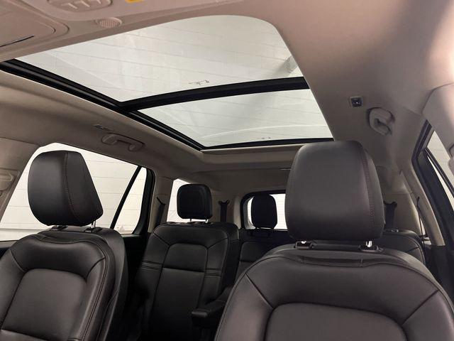 used 2023 Lincoln Aviator car, priced at $41,995