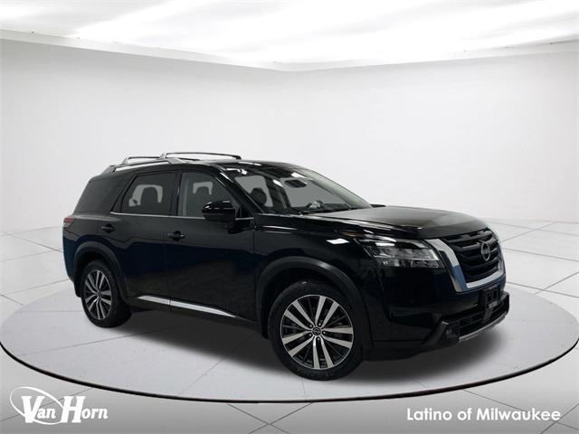 used 2022 Nissan Pathfinder car, priced at $34,111