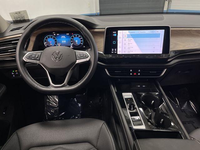used 2024 Volkswagen Atlas car, priced at $32,500