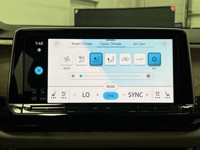 used 2024 Volkswagen Atlas car, priced at $33,500